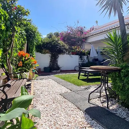 Cozy Garden T1 Near The شقة