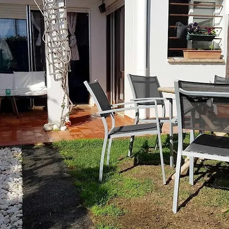 Cozy Garden T1 Near The Апартаменти *