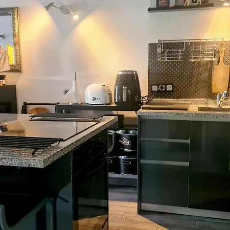 Апартаменти Cozy Garden T1 Near The Албуфейра