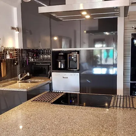 Cozy Garden T1 Near The Апартаменти *